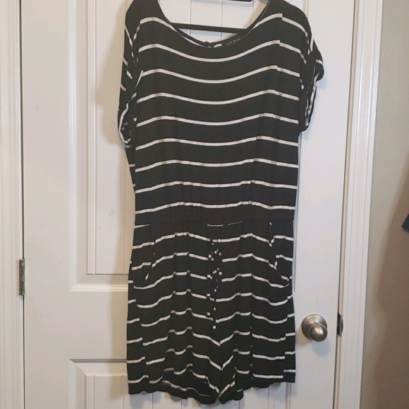 RAE MODE SUPER SOFT DRAWSTRING WAIST ROMPER - Picture 2 of 4